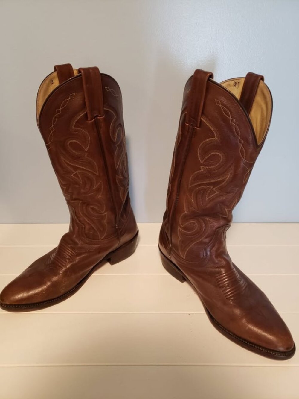 Men's DAN POST Cowboy Boots 7EW (7 Extra Wide) - Brown - Good Condition